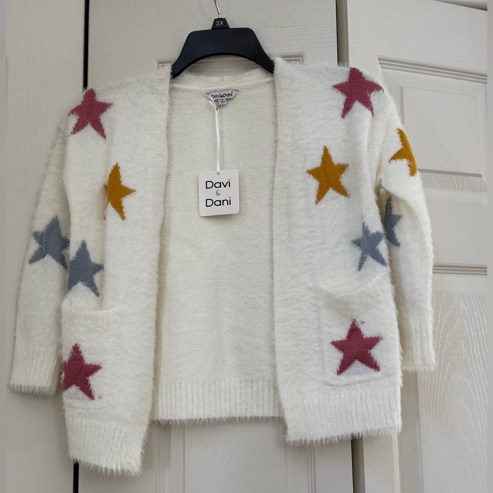 NWT - Davi & Dani - Cream Star Cozy Cardigan Sweater - Woman's Medium